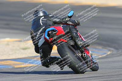 media/Dec-05-2024-Racers Edge (Thu) [[e102e0690b]]/3-B Group/Session 1 Turn 8 Backside/